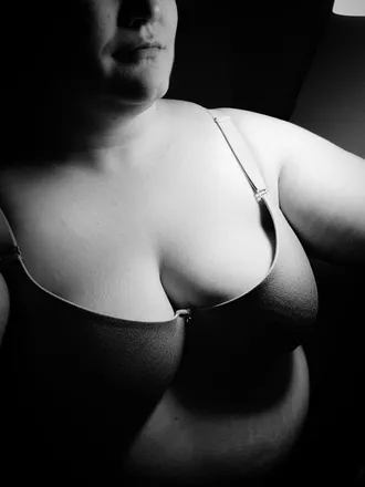 OnlyFans cuenta fullyanna5 header 2