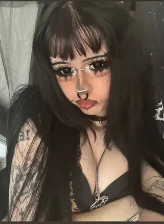 OnlyFans cuenta emowithoutemo avatar 1