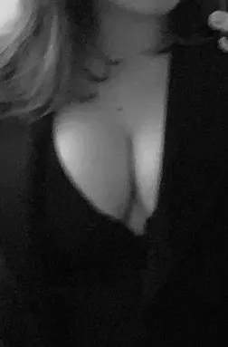 OnlyFans cuenta mommy.gia header 2