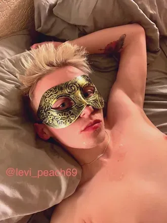 OnlyFans cuenta levi_peach69 avatar 1