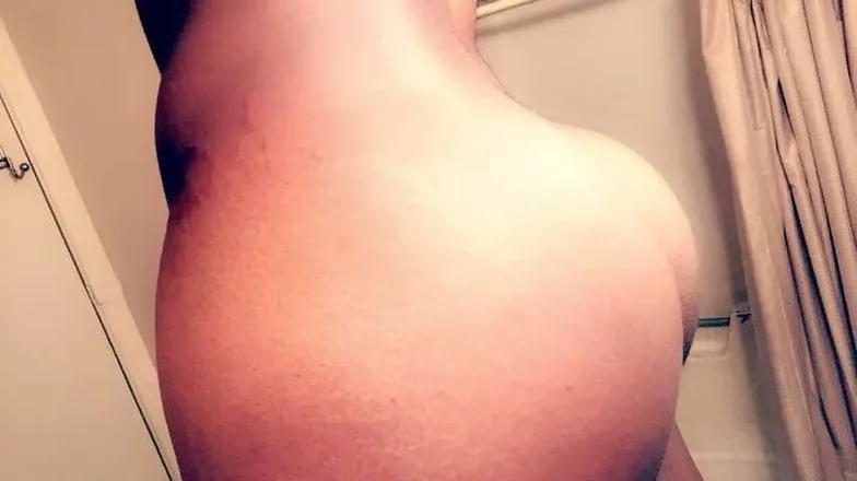 OnlyFans account  captiandee header 2