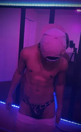 OnlyFans account  pyros_flame header 2