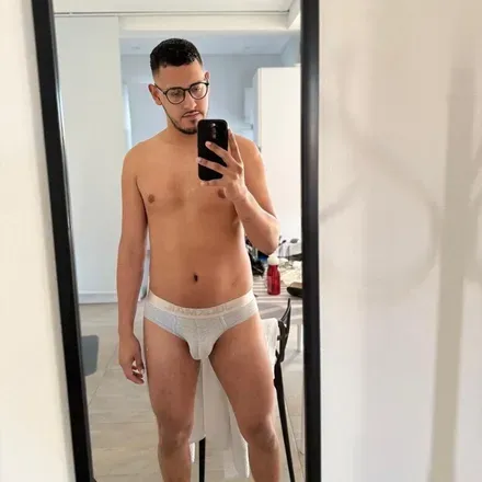 OnlyFans account  piel_moreenaa avatar 1