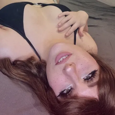OnlyFans account  elle_has_boobies avatar 1