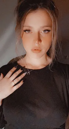 OnlyFans account  destineedaawn avatar 1