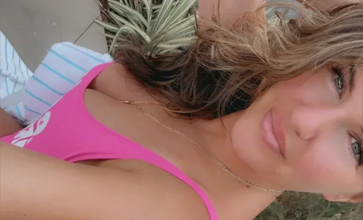 OnlyFans account  touchkittee header 2