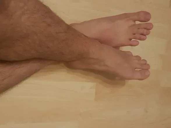 OnlyFans cuenta honestfeet header 2