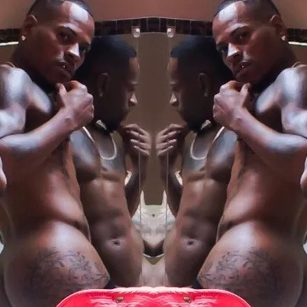 OnlyFans cuenta romeostjames82 header 2