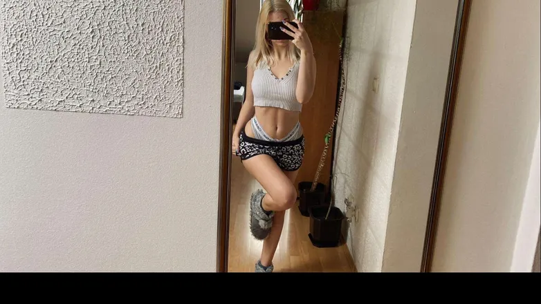 OnlyFans cuenta clairebellaxo header 2