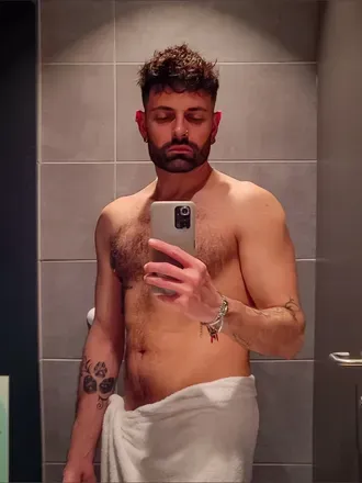 OnlyFans cuenta thebarmaster avatar 1