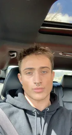OnlyFans account  bassboyx avatar 1