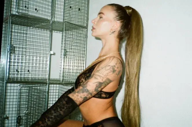 OnlyFans cuenta elliexrxr header 2