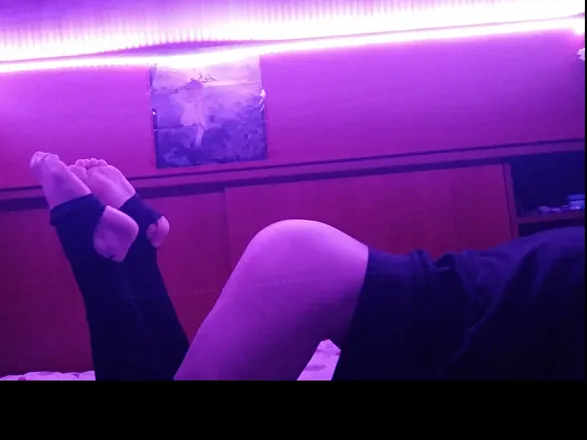 OnlyFans cuenta femboylucy_0 header 2