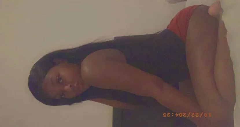 OnlyFans cuenta badder_than header 2