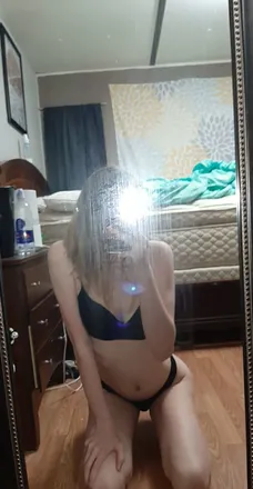 OnlyFans cuenta blondehottie02 header 2