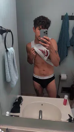 OnlyFans cuenta taylor.x3 avatar 1