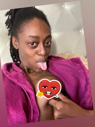 OnlyFans cuenta tooliemocha header 2