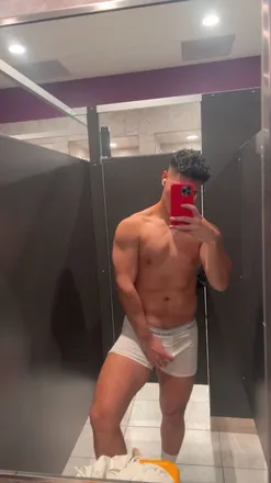 OnlyFans cuenta urfavlatino24 previous_avatars_1 3