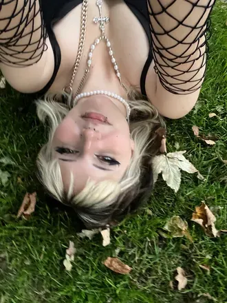 OnlyFans cuenta urgoddessaryll avatar 1