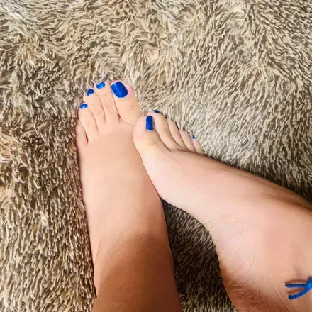 OnlyFans cuenta lovelyfeetpiq avatar 1