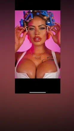 OnlyFans cuenta littlemissrobinson header 2