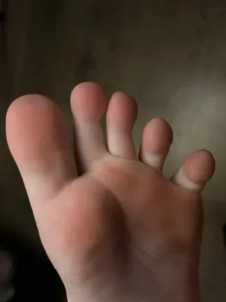 OnlyFans cuenta emstoesandfeet avatar 1