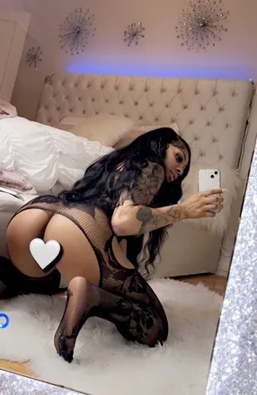 OnlyFans cuenta xoxochichi header 2