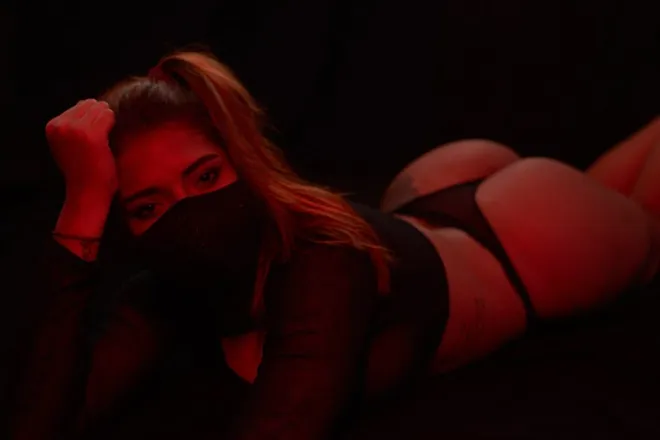 OnlyFans cuenta katheramirezx header 2