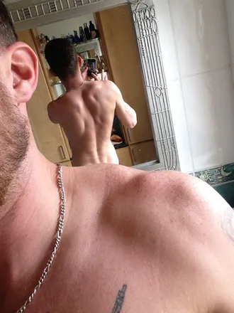 OnlyFans cuenta youknowit90 header 2