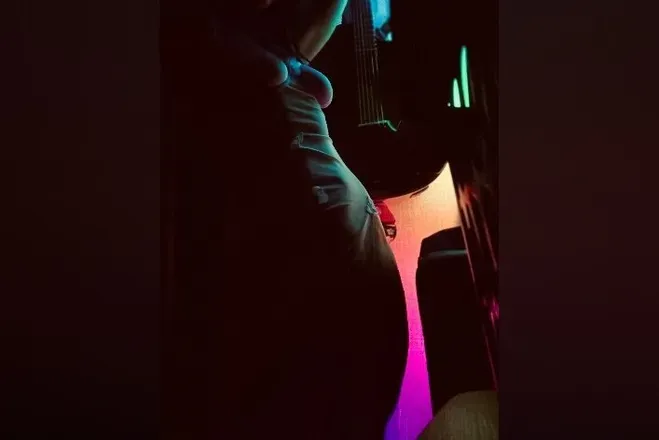 OnlyFans cuenta alyx_urie header 2
