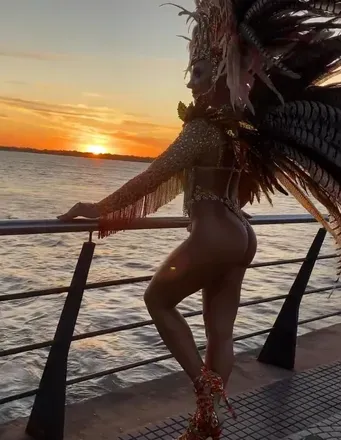 OnlyFans cuenta laloyra avatar 1