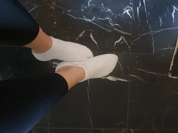 OnlyFans cuenta feet_ies avatar 1