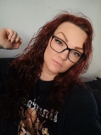 OnlyFans cuenta tattooedfoxie header 2