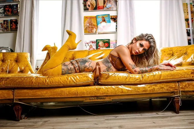 OnlyFans account  dabombshelly13 header 2