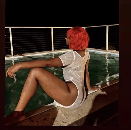OnlyFans cuenta solamarie header 2