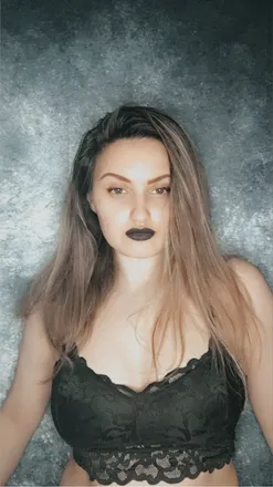 OnlyFans cuenta roxannema header 2