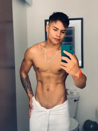 OnlyFans cuenta santiagoreyesft avatar 1