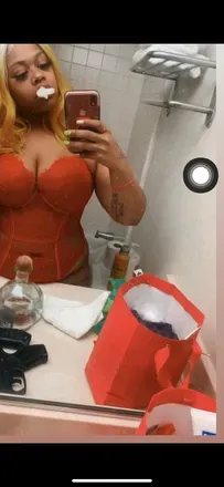 OnlyFans cuenta madboutred avatar 1