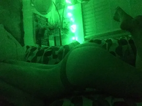OnlyFans account  honeytitzzz header 2