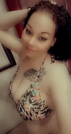 OnlyFans cuenta sexyredbon3 avatar 1
