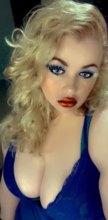 OnlyFans cuenta nicoletesla08 header 2