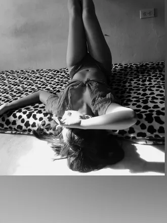OnlyFans cuenta genna2022 header 2