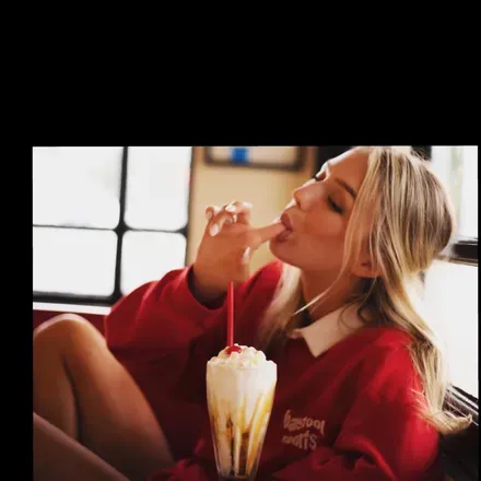 OnlyFans cuenta meganmakinmoney header 2