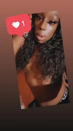 OnlyFans cuenta younggoddess29 header 2