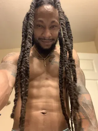 OnlyFans account  daphilthyone avatar 1