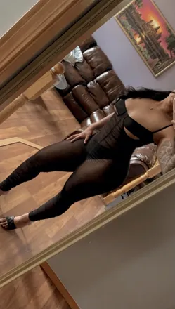 OnlyFans cuenta nessa.love.xo header 2