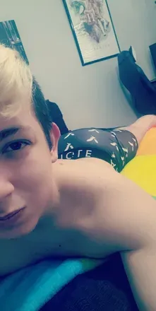 OnlyFans cuenta rainboyriley header 2
