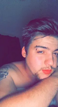 OnlyFans account  smallcrewinc avatar 1