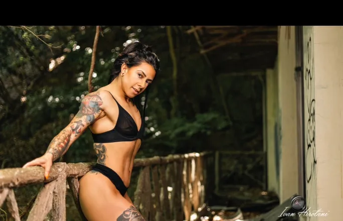 OnlyFans account  isayaekashi header 2