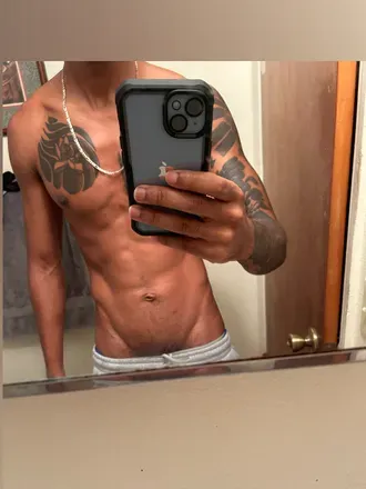 OnlyFans cuenta t_kolossal avatar 1
